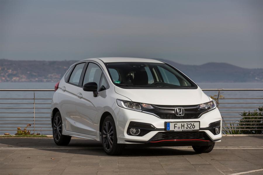  Honda Jazz Dynamic 2017 года  (WW) (фото 38 из 41)
